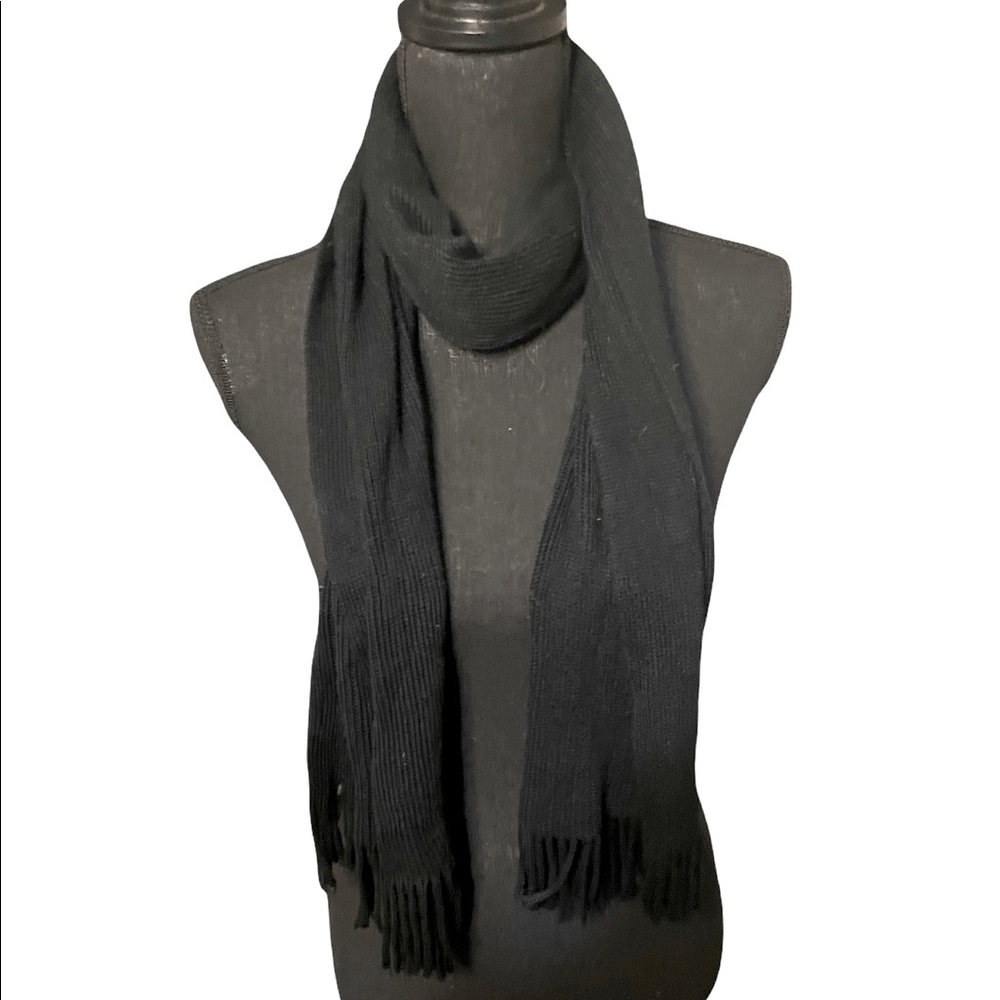 Apt. 9 Knit Scarf | EUC
